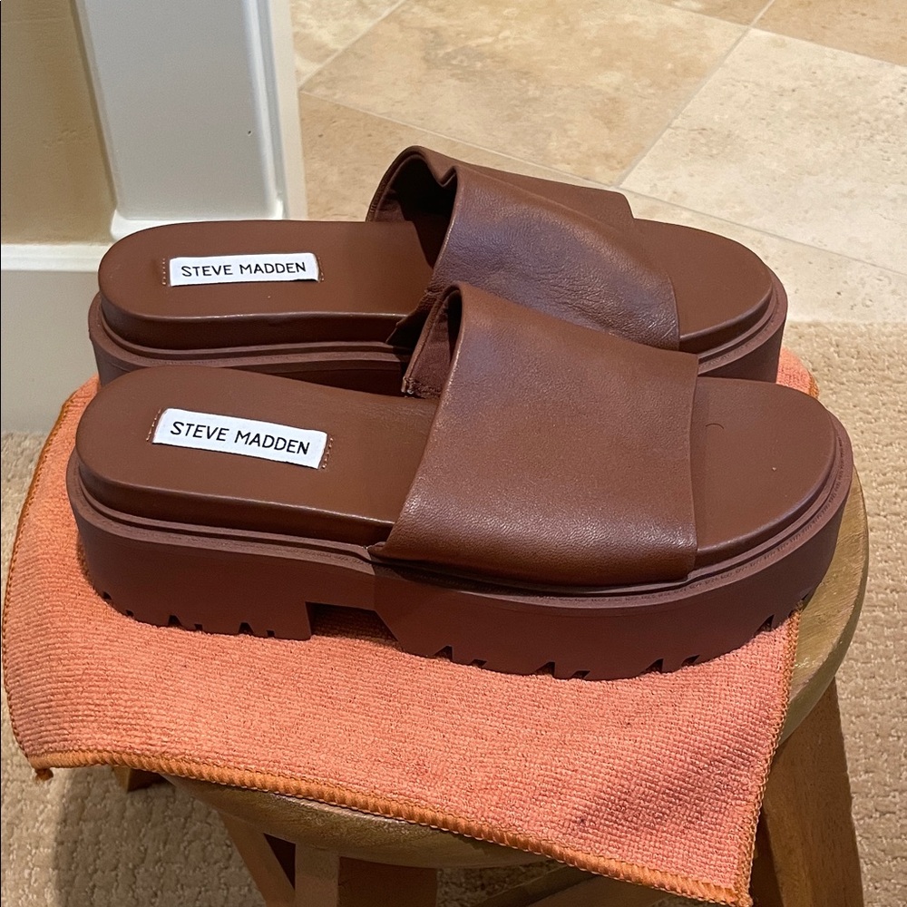 Steve Madden Chocolate Brown Slide Sandals